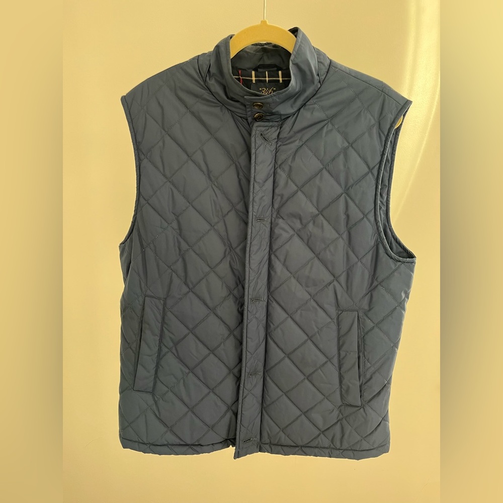 Brooks Brothers men’s quilted vest, Medium, Navy